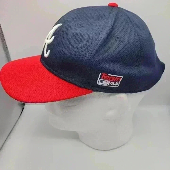 Team MLB Atlanta Braves™ Navy/Red HOME Cap Youth Size Adjustable - Picture 2 of 10